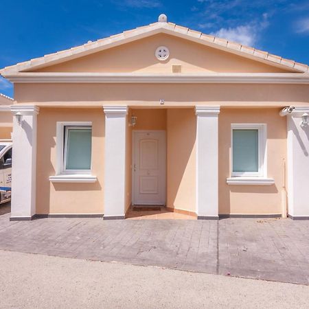Villas Guzman - Dora Calp Dış mekan fotoğraf