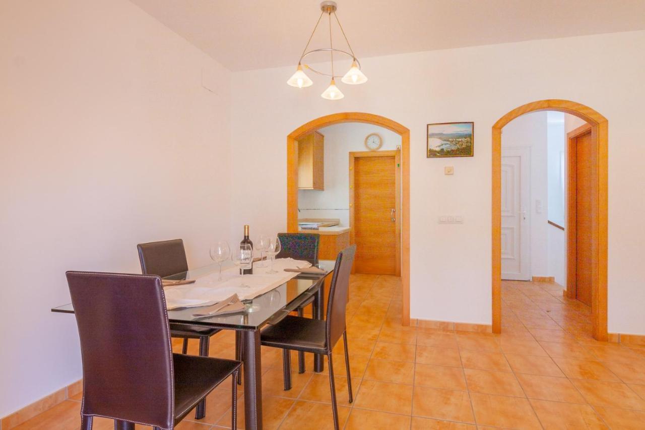 Villas Guzman - Dora Calp Dış mekan fotoğraf